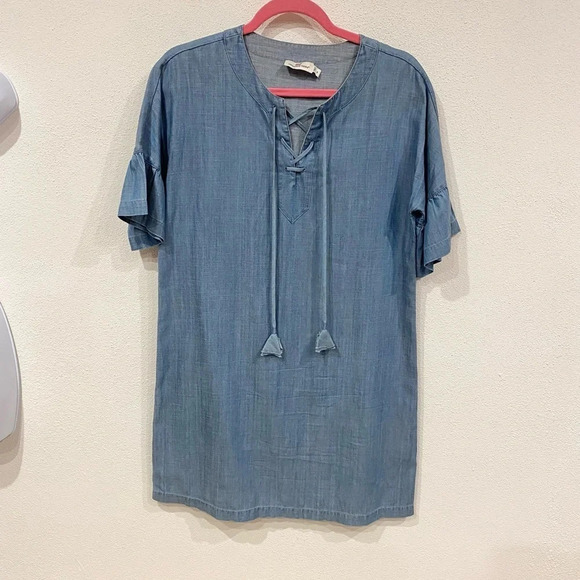 Vineyard Vines Chambray Flutter Sleeve Lace Up Dress Size 4 EUC - Picture 2 of 4